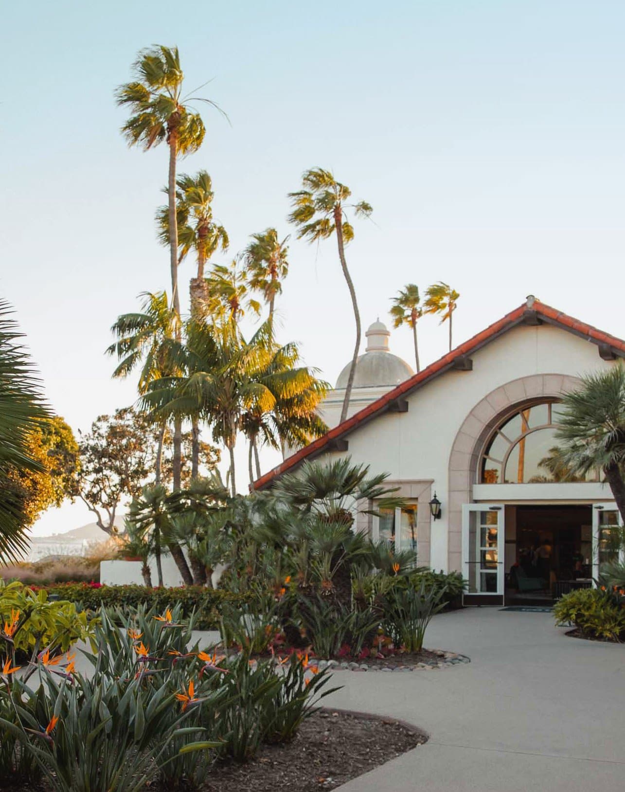 Exterior of a Kona Kai building