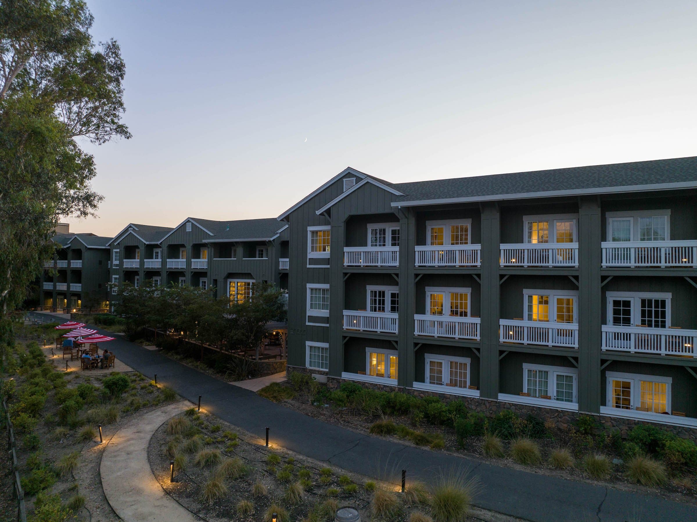 Exterior of the River Terrace Inn in Napa, California