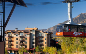 Hotel Terra Exterior with Tram