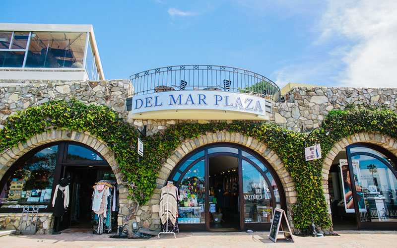 Del Mar Plaza