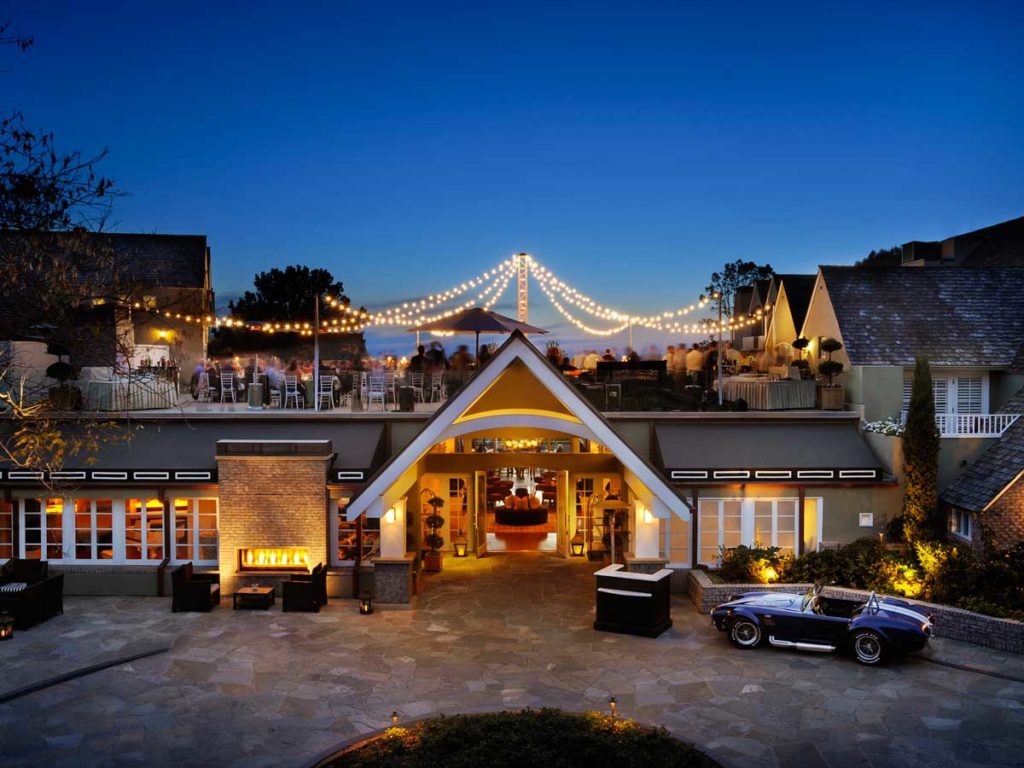 Exterior Holiday