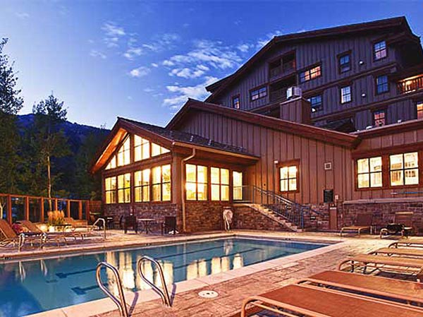 Teton Mountain Lodge Pool.